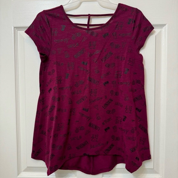 Lot Of 2 SO Girls Tops Size 14 & 16 Multi Color Cap Sleeves Flowy Graphic Print - Picture 2 of 16